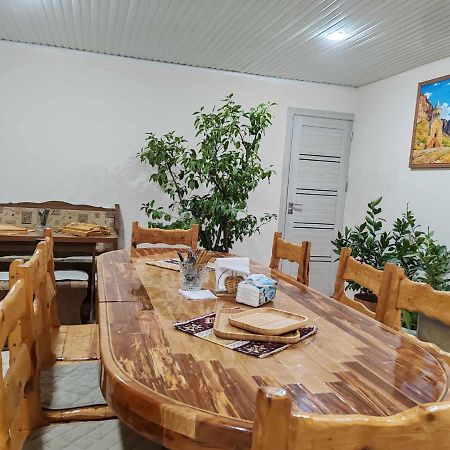Hotel Sun House Yeghegnadzor Exteriér fotografie
